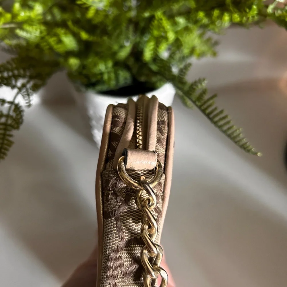 043. Michael Kors Brown Logo Crossbody Bag - Picture 5 of 11